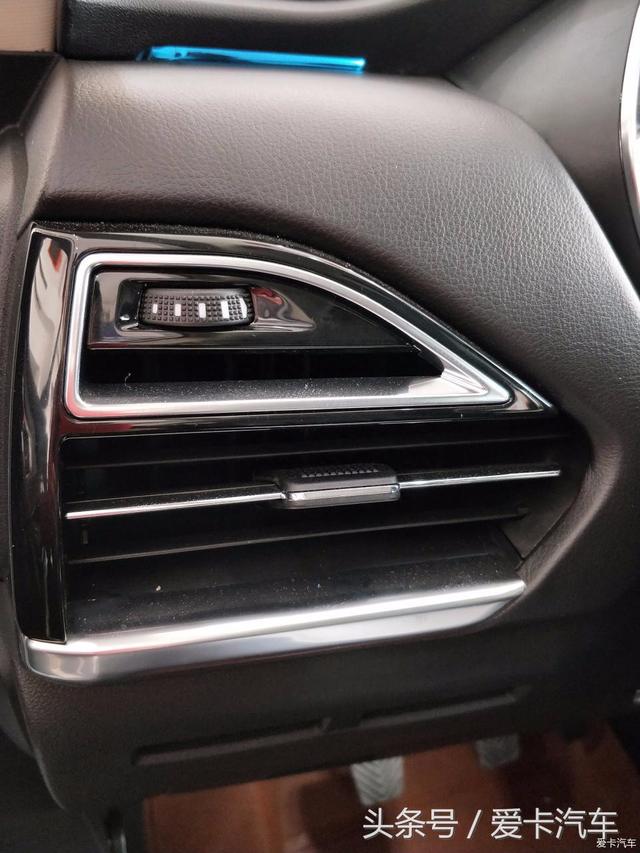 比宝骏530更适合担当时尚座驾,车主谈众泰T500购车感受!