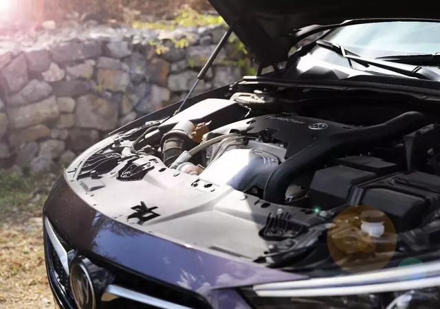 “公平”的较量,一场君威GS和大众CC的“硬仗”即将拉开帷幕