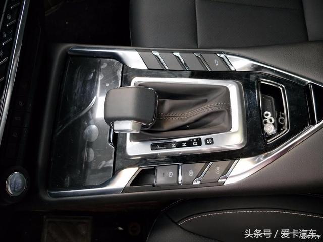 比宝骏530更适合担当时尚座驾,车主谈众泰T500购车感受!