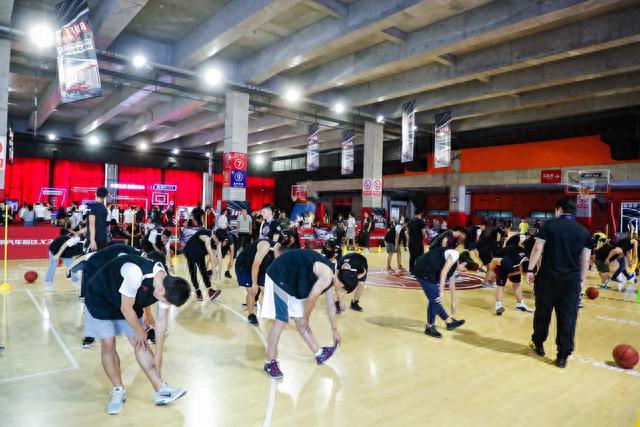 年轻定义时代,BUFF点燃激情,北京汽车智达X3预售价5.99万元-9.99万元