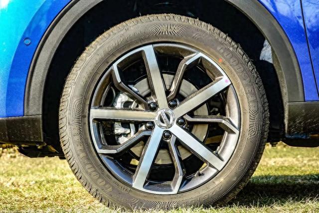 更智能、更安全,哈弗F系旗舰SUV刚上新款