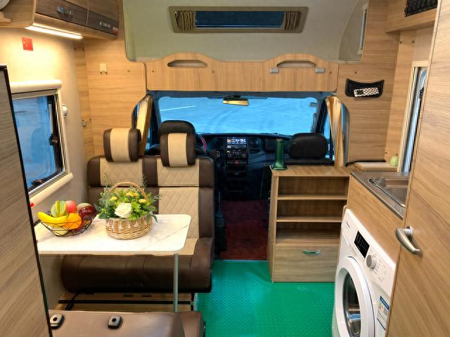 配置全且高,到手即使用,无需二次投入的二手房车,必是首选