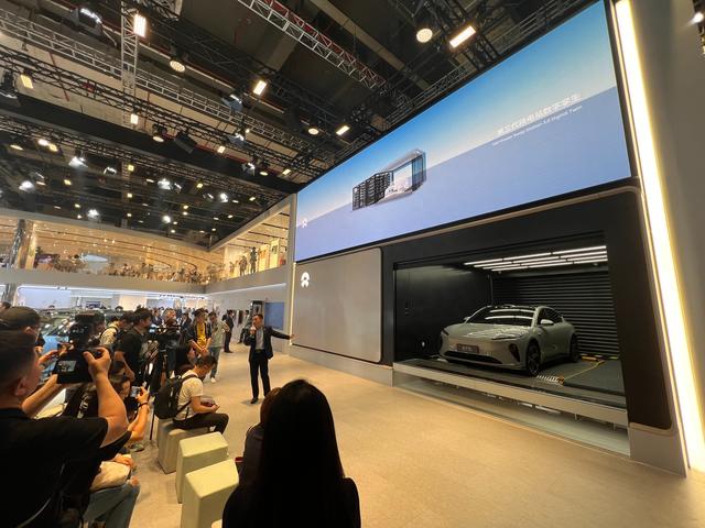 蔚来第三代换电站亮相上海车展,效率提升单个换电站一年能省40万