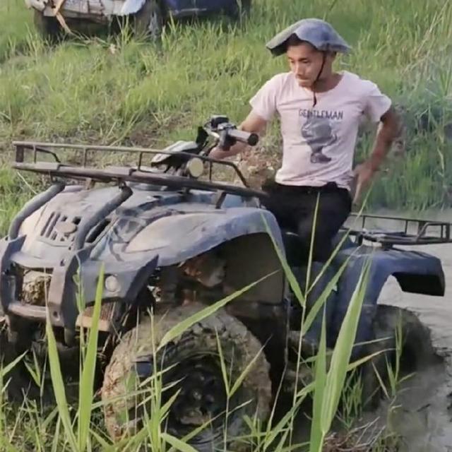 悲痛!32岁网红马亮去世,曝死前戳瞎出轨妻子双眼,割腕自缢身亡