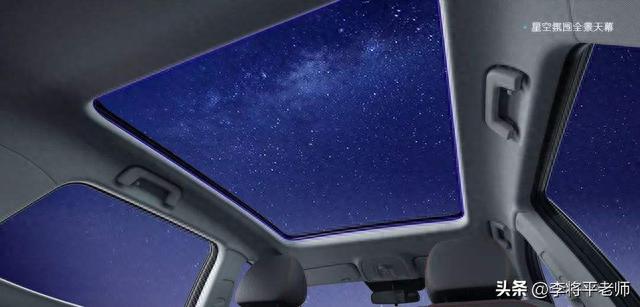 倒水打伞贴报纸,新能源车的天幕玻璃为何这么坑?车企:省钱啊