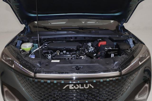 年轻上班族又多一新选择!9万多坐拥4挡电混SUV,皓瀚等你试驾