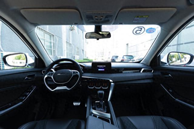 年轻定义时代,BUFF点燃激情,北京汽车智达X3预售价5.99万元-9.99万元