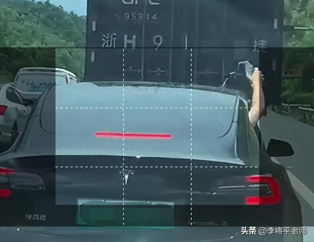 倒水打伞贴报纸,新能源车的天幕玻璃为何这么坑?车企:省钱啊