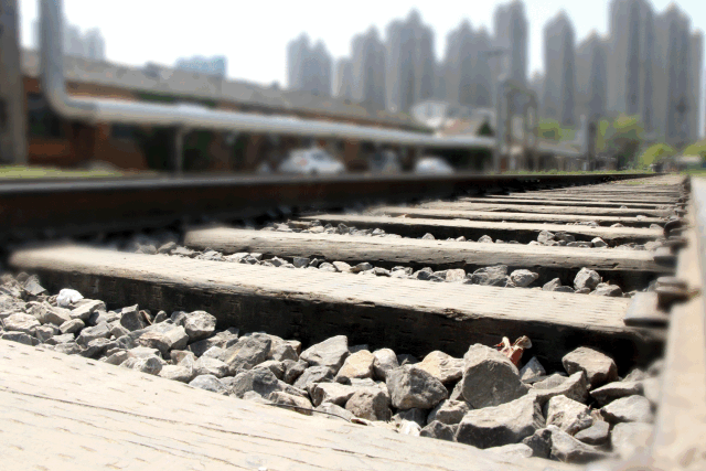 东门长大的侠们,没有人不晓得南陵路