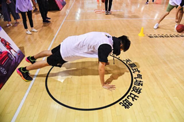 年轻定义时代,BUFF点燃激情,北京汽车智达X3预售价5.99万元-9.99万元