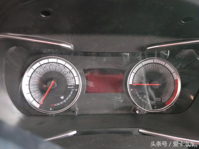 比宝骏530更适合担当时尚座驾,车主谈众泰T500购车感受!