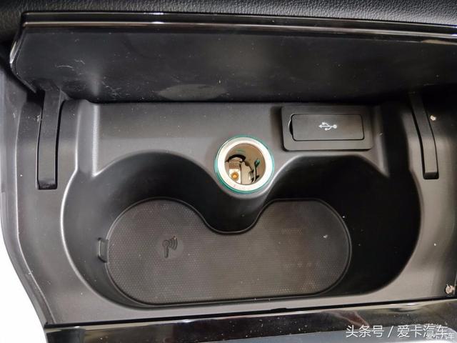 比宝骏530更适合担当时尚座驾,车主谈众泰T500购车感受!