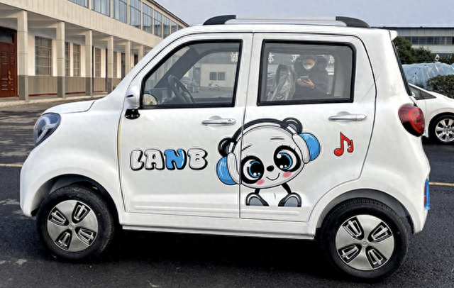 价格6000元起,最高续航300公里,这3款低速电动车很适合接娃用!