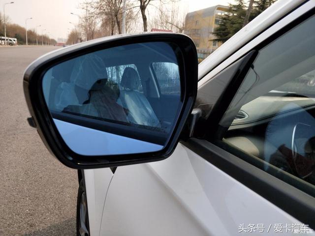 比宝骏530更适合担当时尚座驾,车主谈众泰T500购车感受!