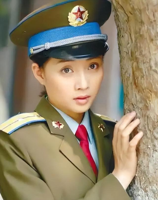 9.6分!《万里归途》票房正式破3亿,观众说得最多的是殷桃演技