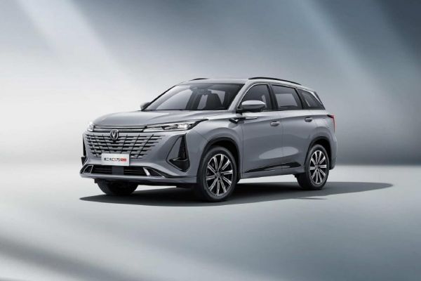 限时抢购价9.98万元;蓝电E5对比CS75 PLUS确实值得买