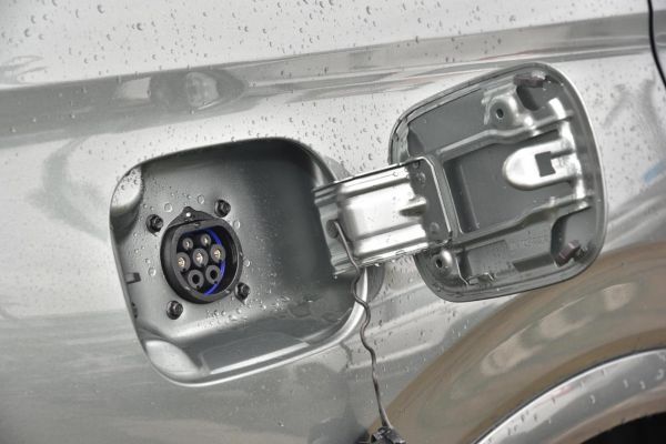 实用划算插混SUV之选:大空间 9.98万起的蓝电E5与启辰大V DDi谁更胜一筹?