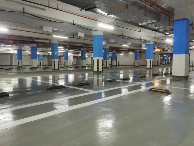 延期交房15个月,恒大一楼盘号召业主用违约金买车位,还“承诺不降价”:后续不低于10万元