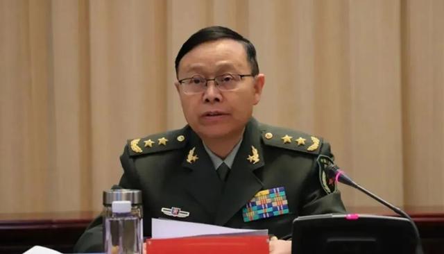 中央军委举行晋衔仪式 两位将军晋升上将