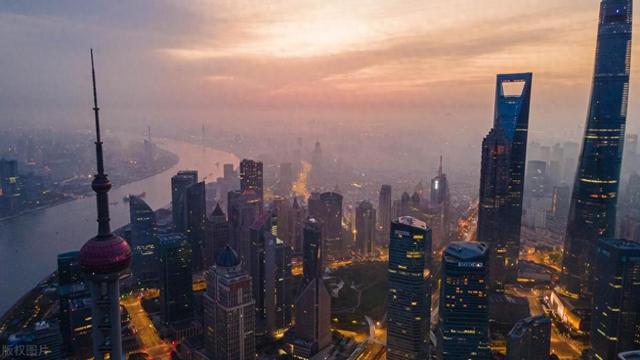 上海楼市冰火两重天,上海房价两连跌,上海楼市4月分析