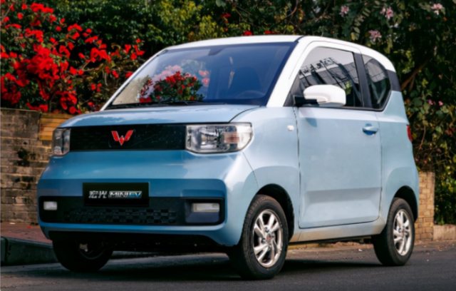 2022最受国人追捧的十大新能源车:特斯拉无缘前三,比亚迪占6席