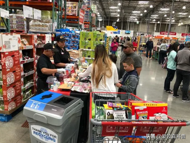 中国GDP骤降至美国的65%,最多时可达77%,中国崛起被打断?