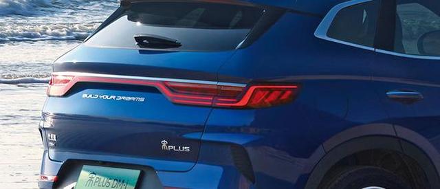 2022最受国人追捧的十大新能源车:特斯拉无缘前三,比亚迪占6席