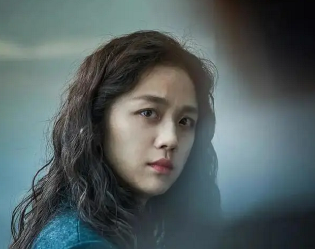 大尺度出名的汤唯,一个中国女人,凭什么称霸韩国影坛?