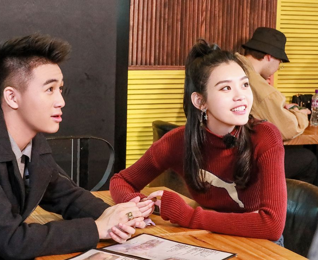 超级富豪给孩子取名字中,能看出两点“避讳”,民间取名却总触底