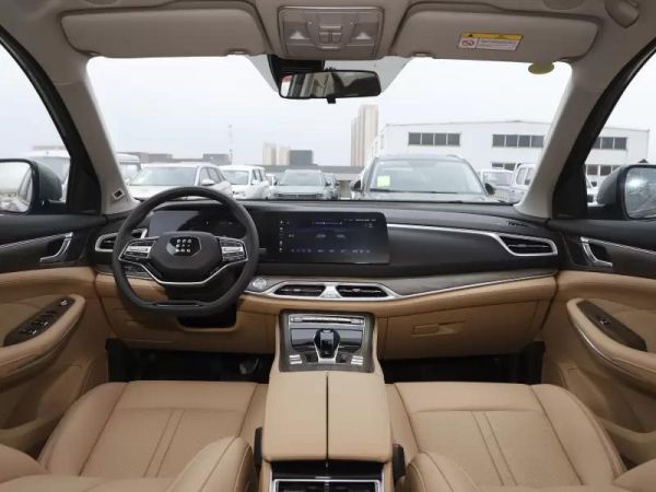 蓝电E5中型大七座插混SUV新选择,价格9.98起步,荣耀版正式发布