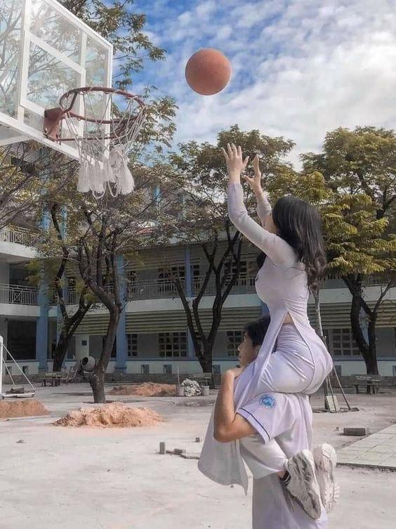 2000人民币兑换9000泰铢左右,在泰国能干什么?让当地姑娘告诉你