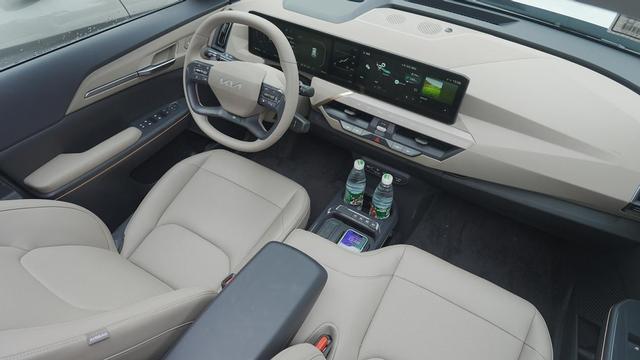 720km长续航的大空间纯电SUV,这台韩系车怎么突围?