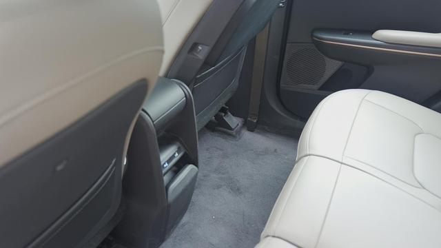 720km长续航的大空间纯电SUV,这台韩系车怎么突围?