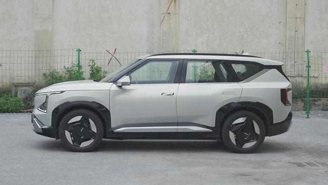 720km长续航的大空间纯电SUV,这台韩系车怎么突围?