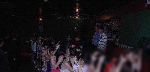 为何只有中国经常扫黄,外国却很少出现?原因其实很简单