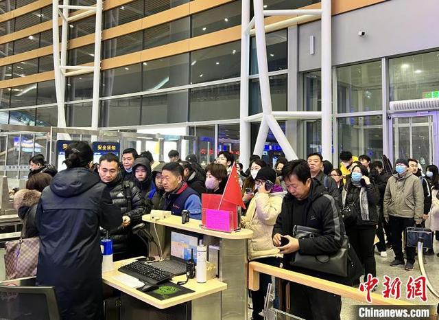 跨越千里 河南濮阳至北京高铁互通