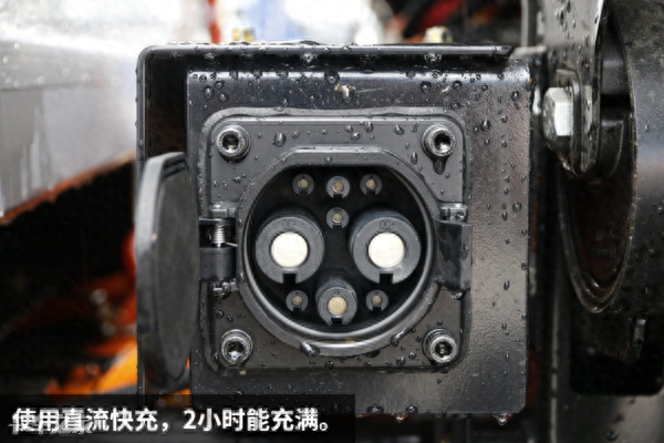 三环纯电冷藏车包车牌只要23.6万，它和电动轻卡有啥区别？