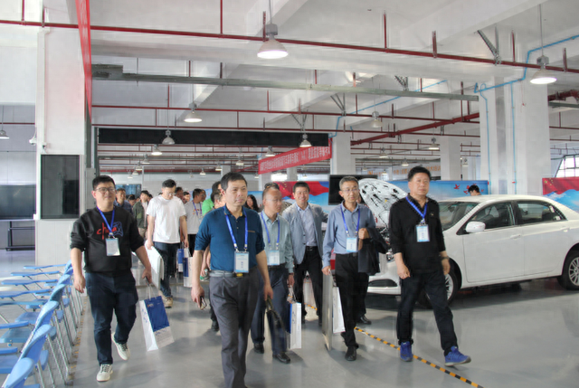 2023年奔腾校企合作年会在成都汽车职校隆重举行