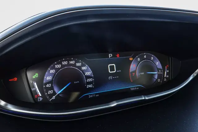 1.8T+8AT，这台前驱SUV也能玩冰上漂移，你敢信？