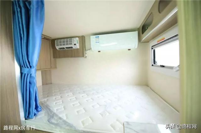 内饰温馨，配置齐全的四款高性价实用型科发房车