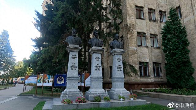 老华人爱思带我逛哈尔科夫，结果到了他家后花园，聊异国开挂逆袭