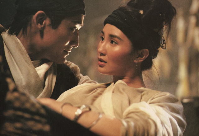 林家栋的《手卷烟》：落魄古惑仔倒卖金钱龟，港片复兴有望