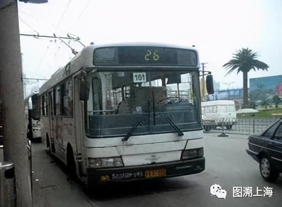 你还记得当年被BB机冠名的3条公交线路吗？