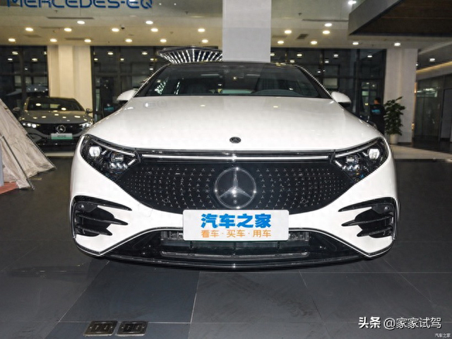 汽车发明者奔驰的创新 纯电EQS以豪华鉴初心