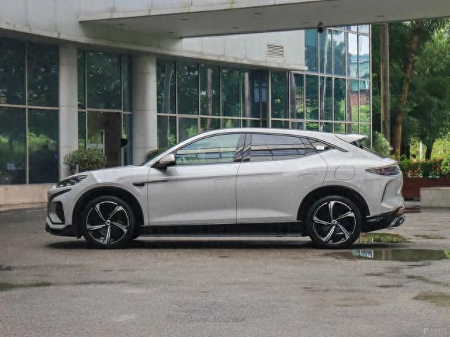 30.18万起，腾势N7终于上市了！云辇-A+双快充，还有对手吗？