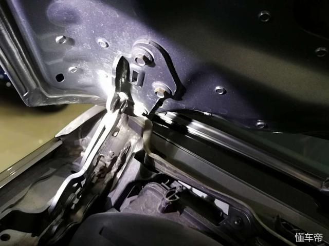 48万买爆改C63，看完底盘后好心酸