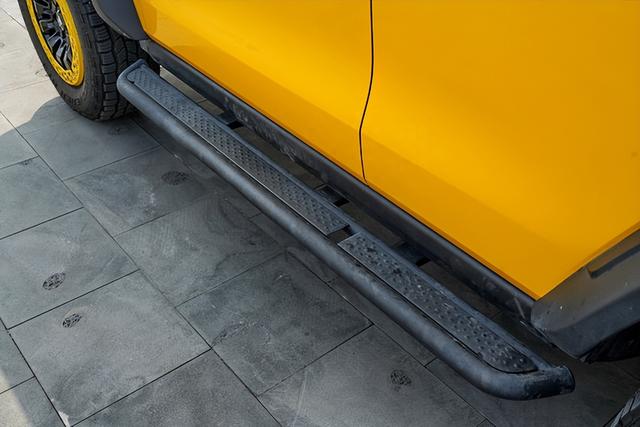 实拍坦克300边境限定版与BUXUS联名纯电越野自行车