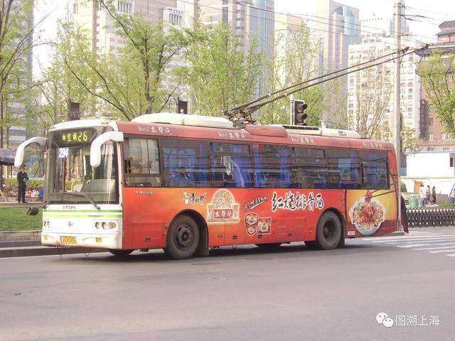 你还记得当年被BB机冠名的3条公交线路吗？