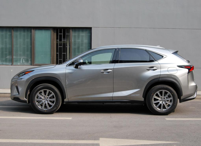 定位紧凑型，但看起来比中型还“大”！这几款SUV不愧是良心之作