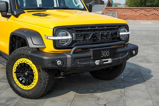 实拍坦克300边境限定版与BUXUS联名纯电越野自行车